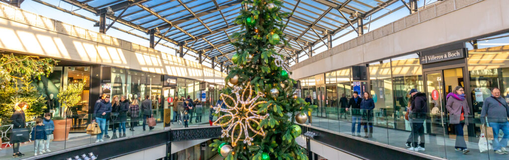 Christmas One Nation Paris Outlet