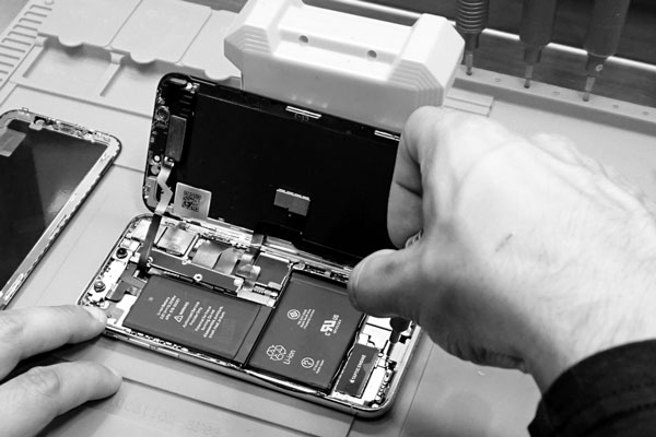 Cash & Repair Outlet